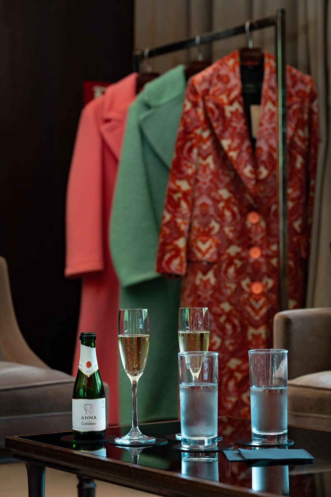 BURBERRY'S VIP FITTING ROOM champagne