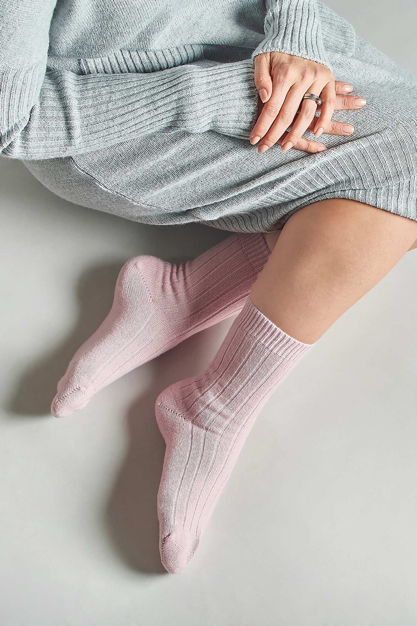 Cashmere pink socks