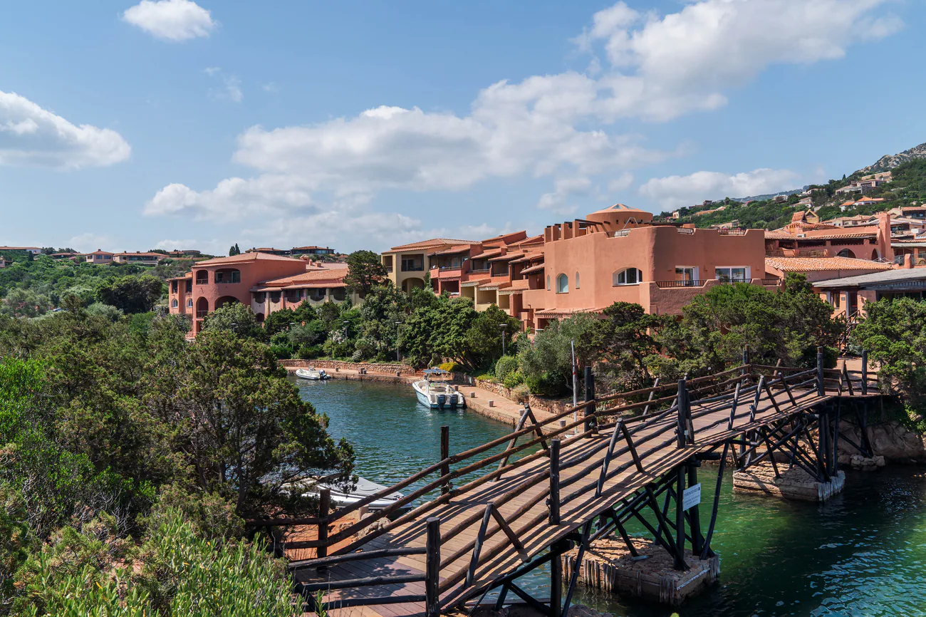 olbsi-tender-tobeach-2158-hor-clsc Cervo hotel porto cervo Sardinia